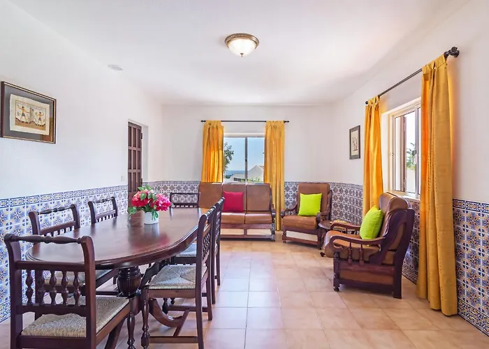 Flor De Maio By Interhome Patroves