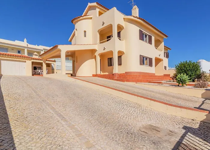 Villa Flor De Maio By Interhome